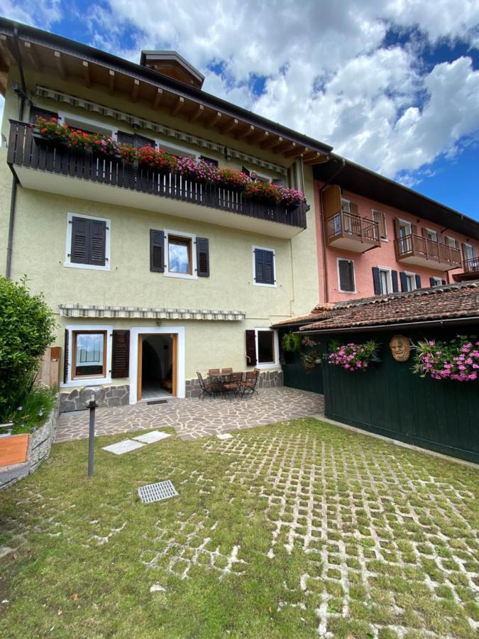Апартаменты Casa Nina Меццолаго Экстерьер фото
